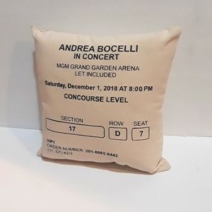 c VERY RARE ANDREA BOCELLI IN CONCERT MGM GRAND ARENA 1 2018 PILLOW